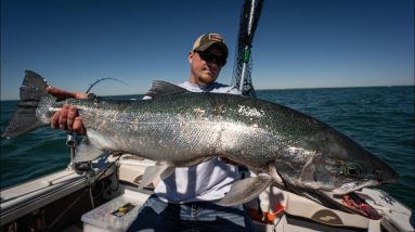 Trolling Lake Michigan For Coho Salmon | Milwaukee Wisconsin