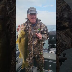 Dry all day, fish all day 🎣 TideWe Rain Suit keeps you covered 🌊 #FishingLife #TideWe