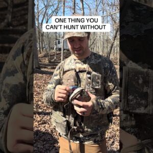 ONE THING YOU CAN’T HUNT WITHOUT…A side pouch packed with snacks… and love. 🦃❤️Vest BOGO is live!